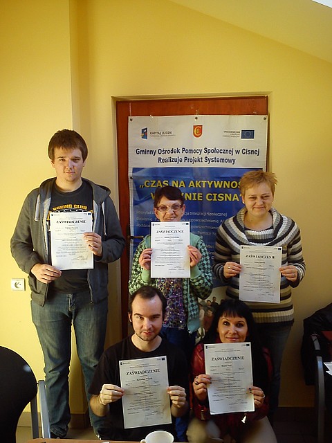 Rozdanie dyplomów - „Trening kompetencji życiowych i rodzinnych”
